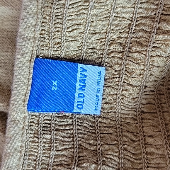 Old Navy Waist-Defined Crinkle-Textured Long-Sleeve Midi Dress/ 2X. - Picture 5 of 12